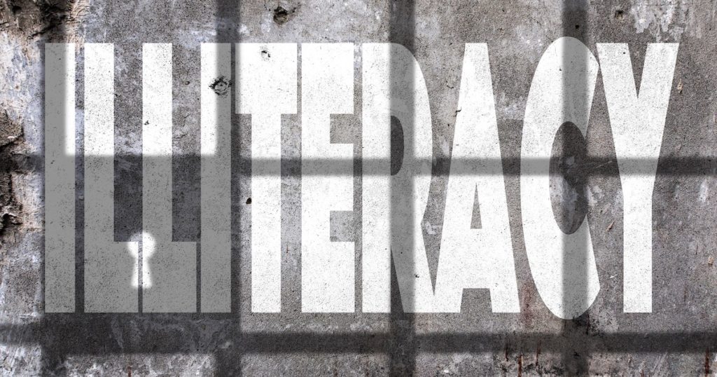 illiteracy poster/how to make poster on illiteracy/poster on illiteracy